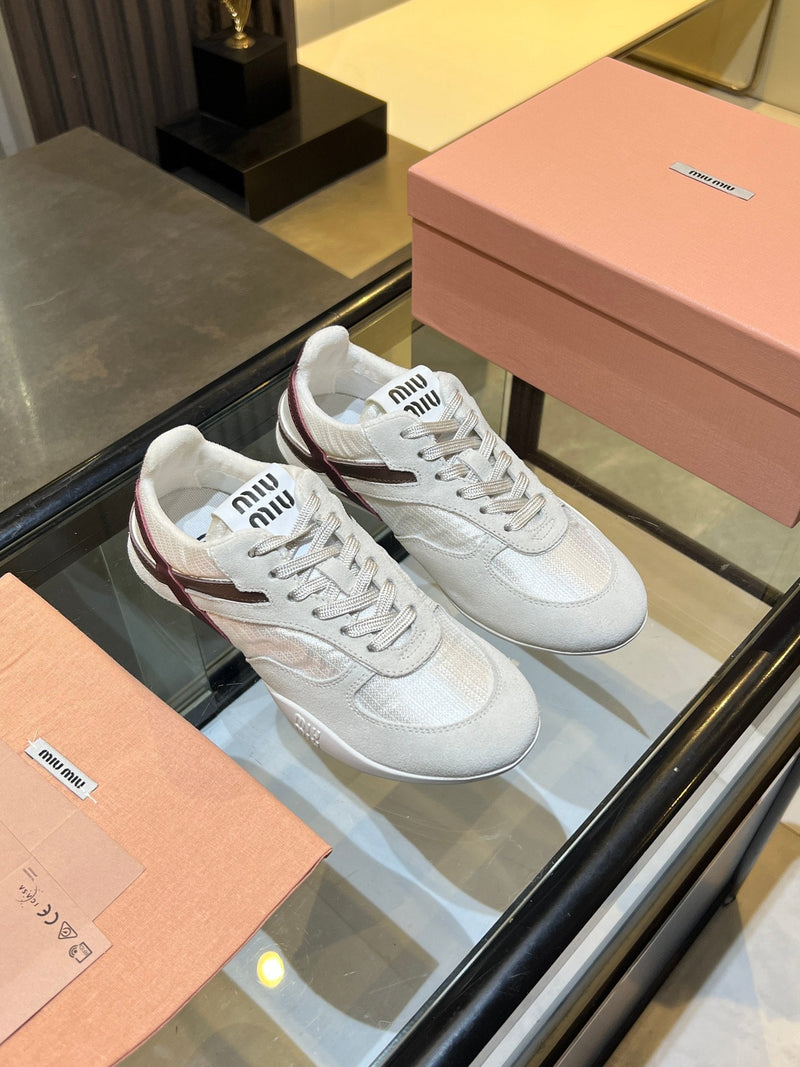 M-Sneakers