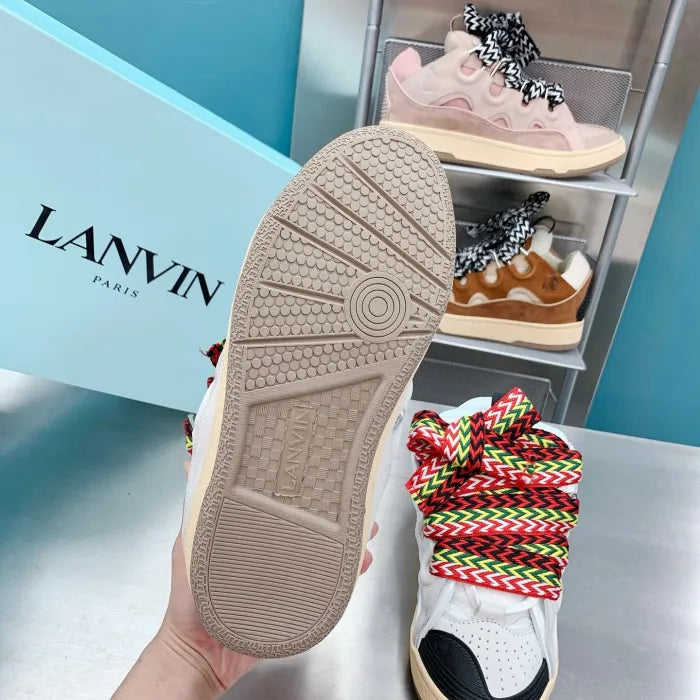 L - SNEAKERS