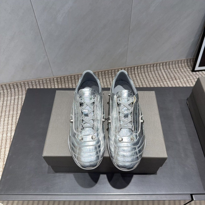 B-Sneakers