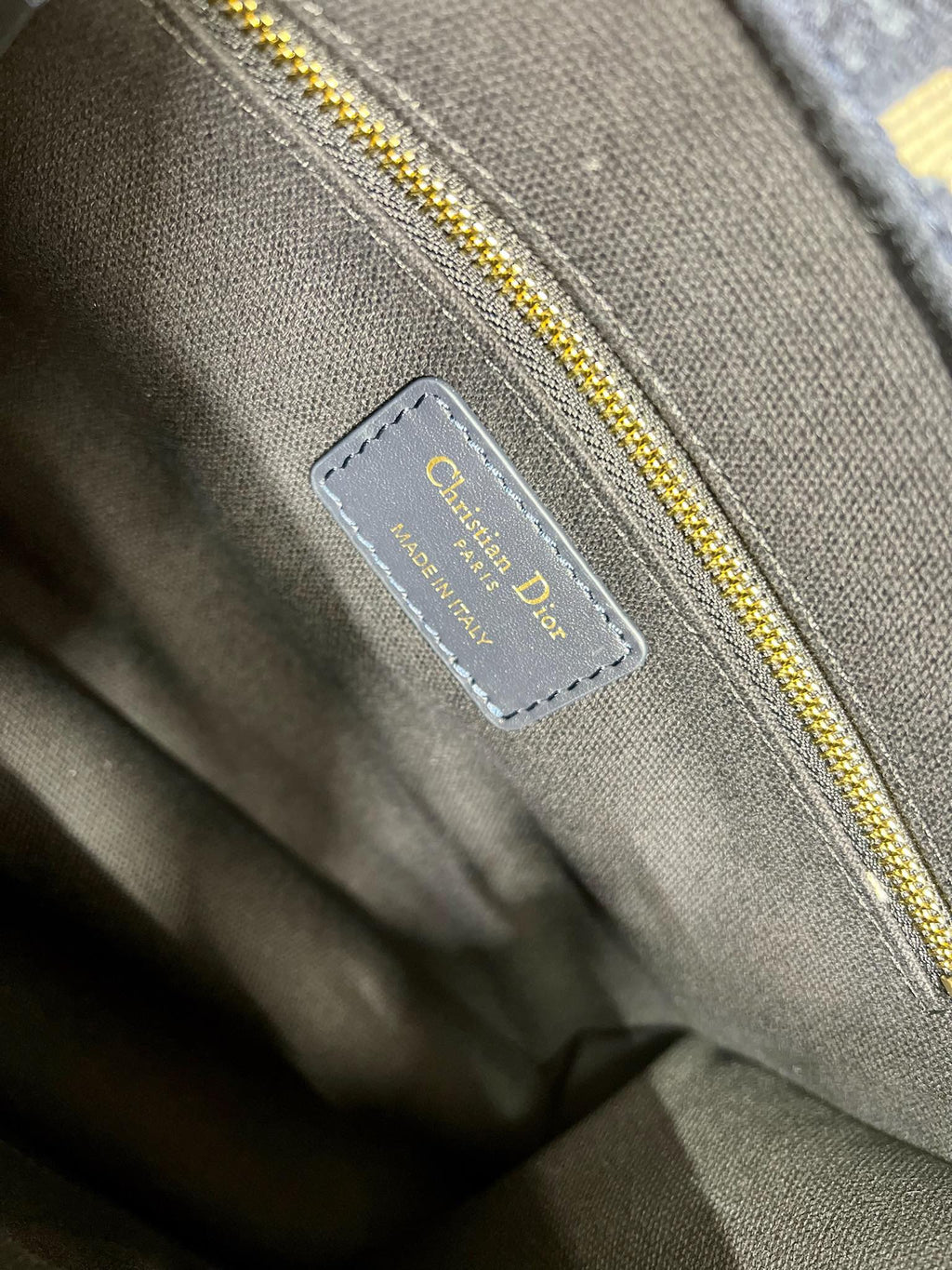 D-Book Tote