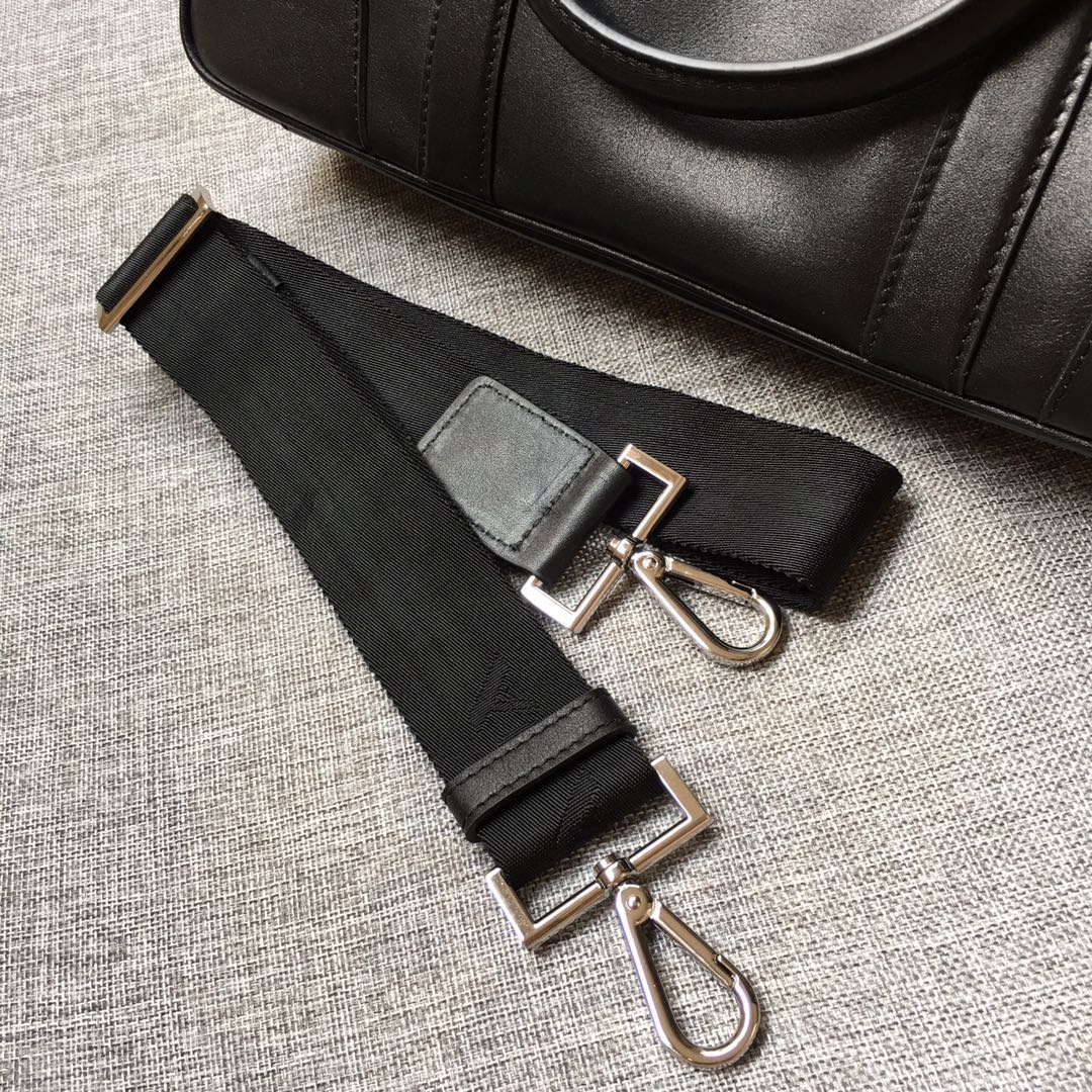 P-Shoulder Bag