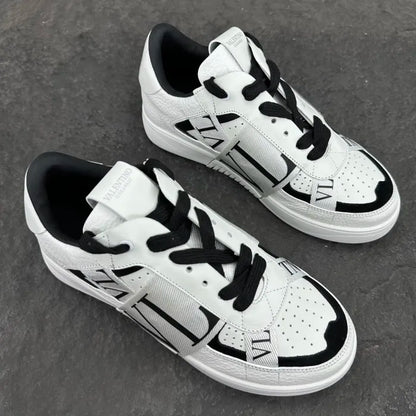 V - SNEAKERS