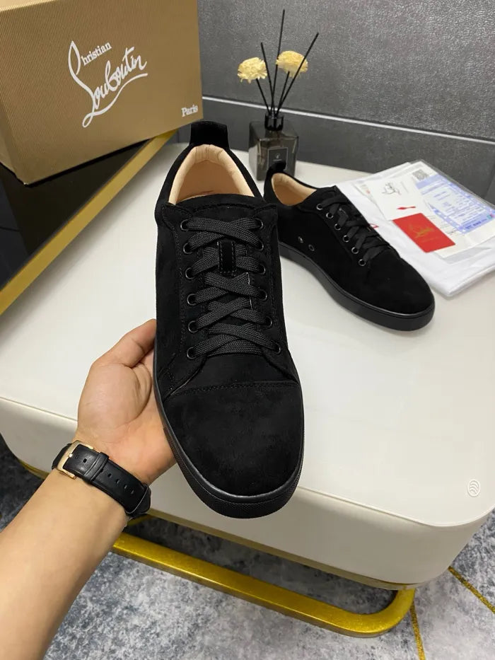 C - SNEAKERS