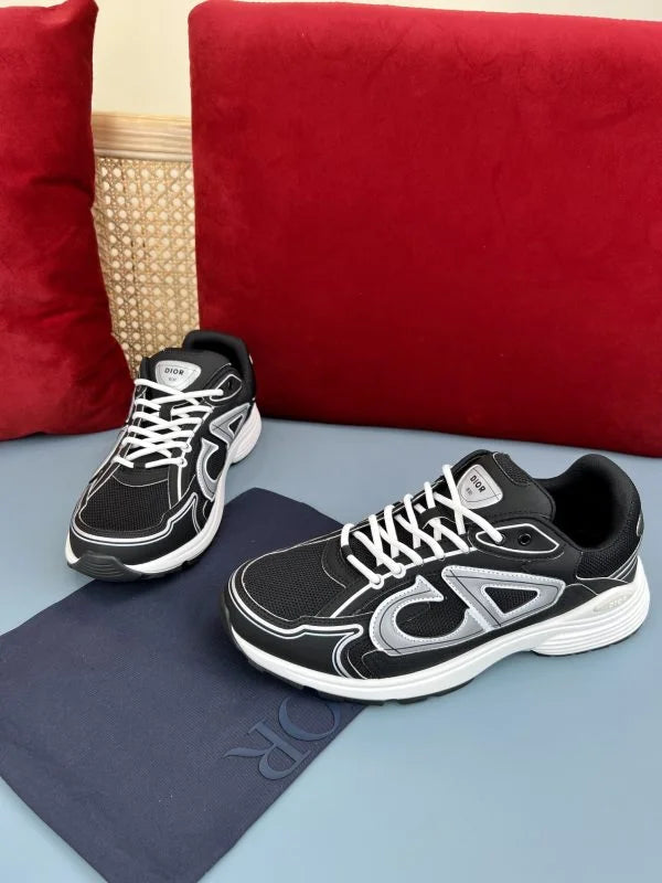THIRTY - SNEAKERS