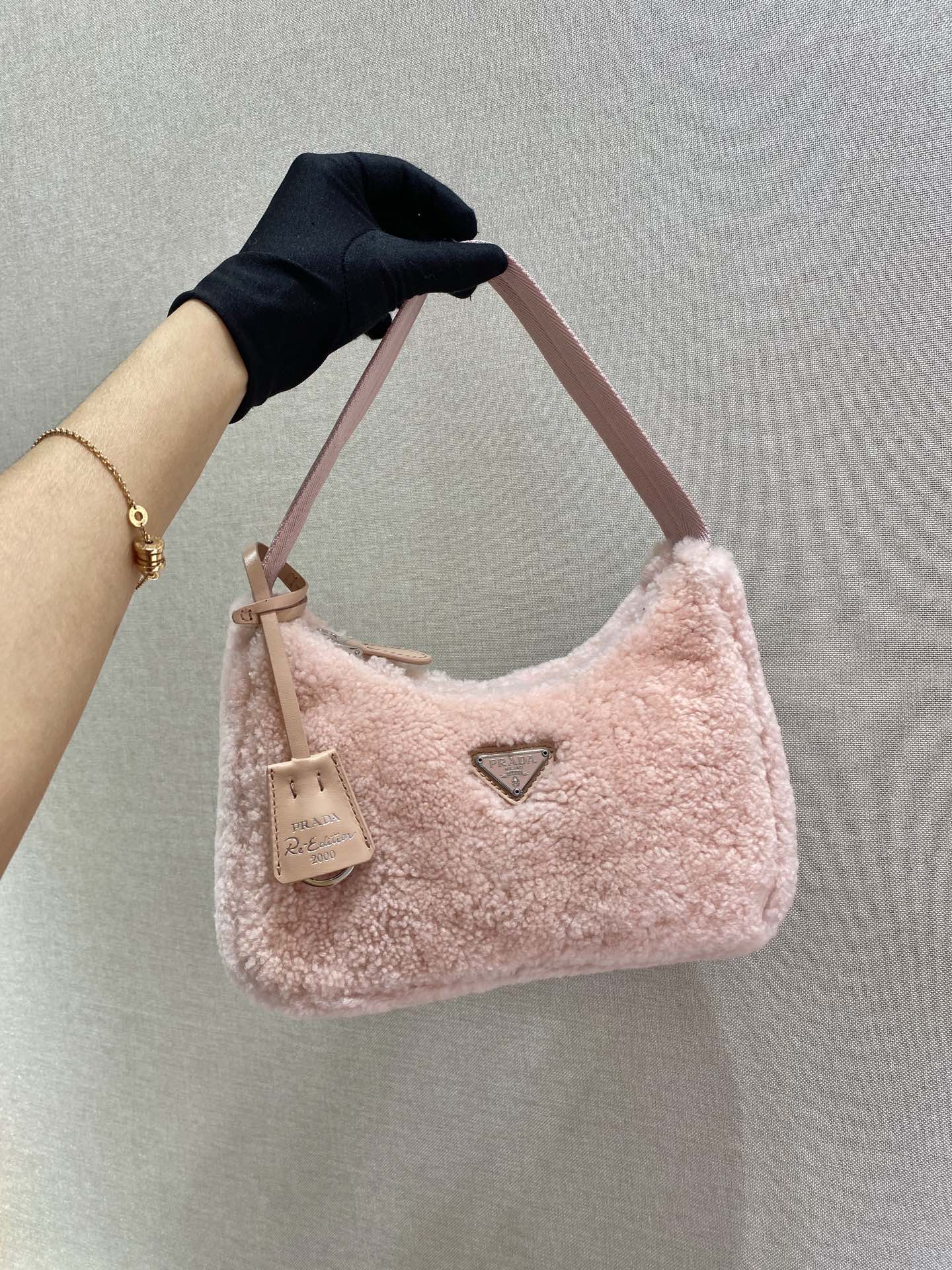 P-Shoulder Bag