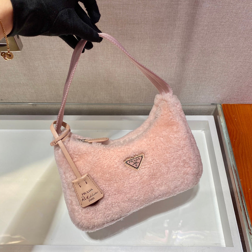 P-Shoulder Bag