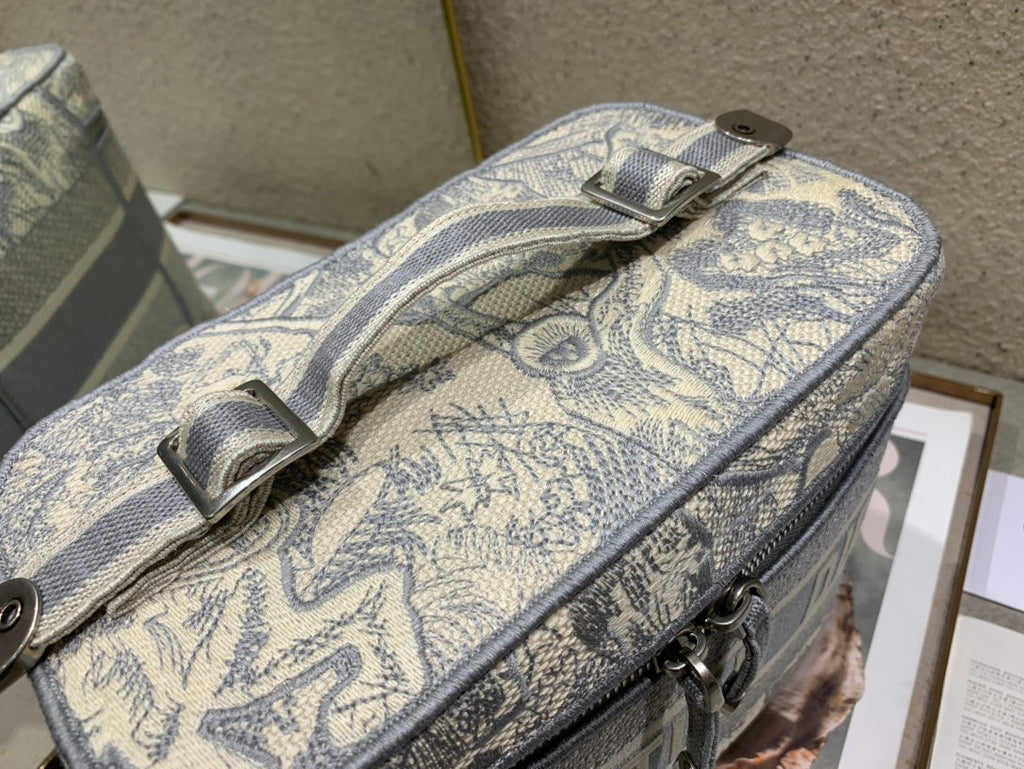 D-Mixed