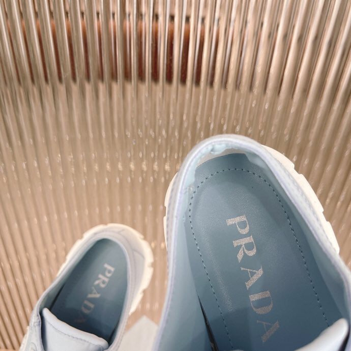P-Sneakers