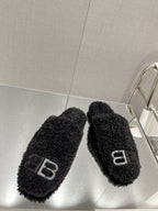 B-Sneakers