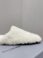 B-Sneakers