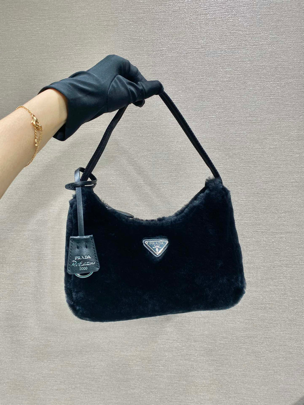 P-Shoulder Bag