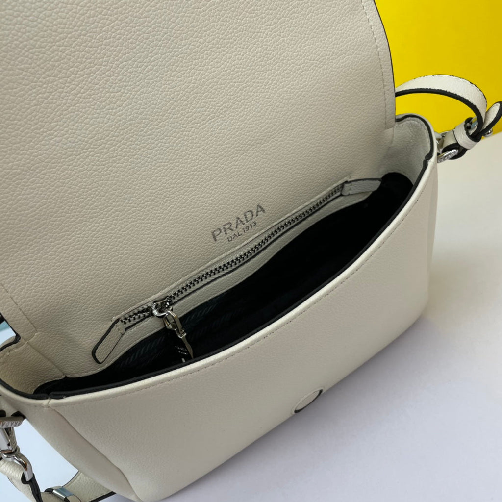 P-Shoulder Bag