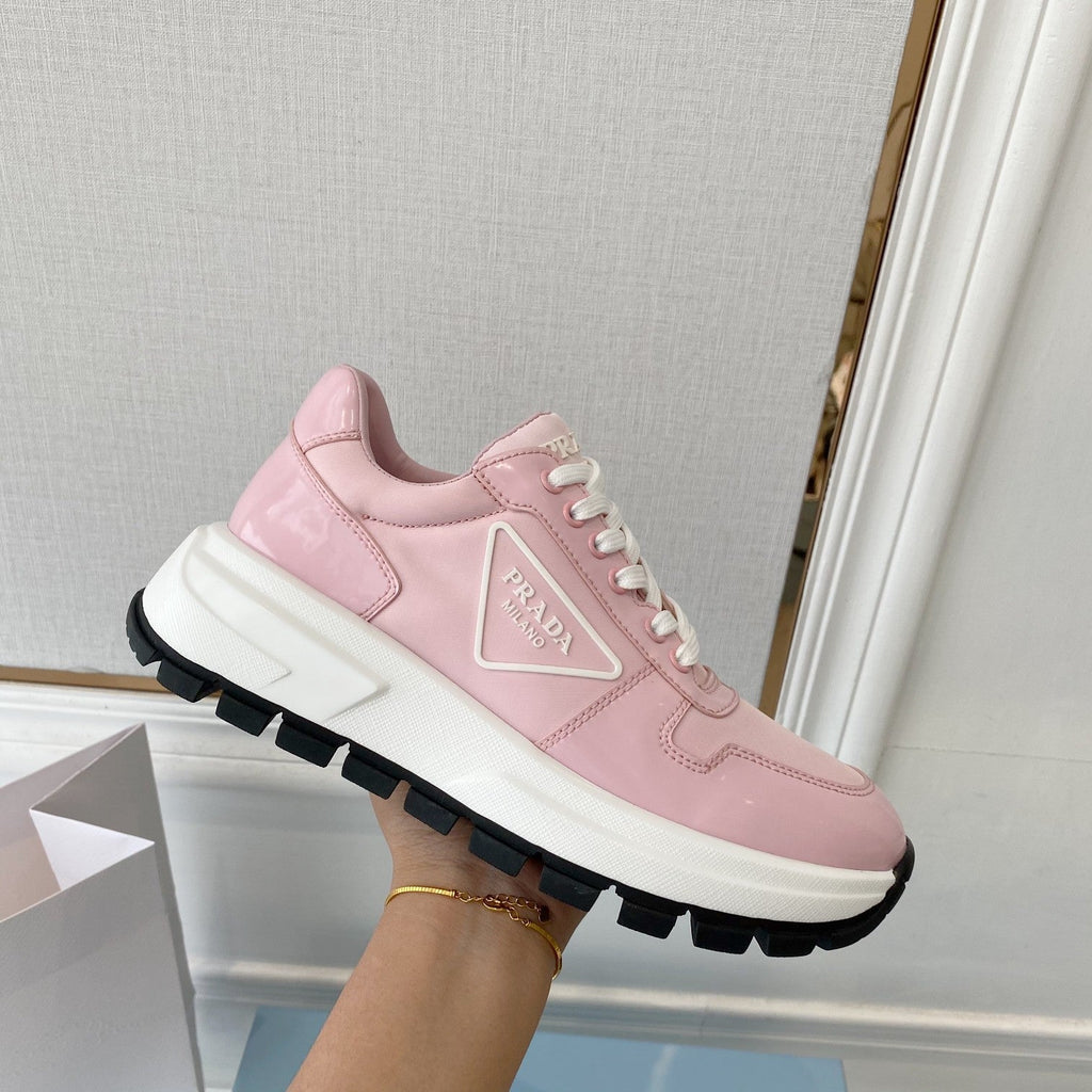 P-Sneakers