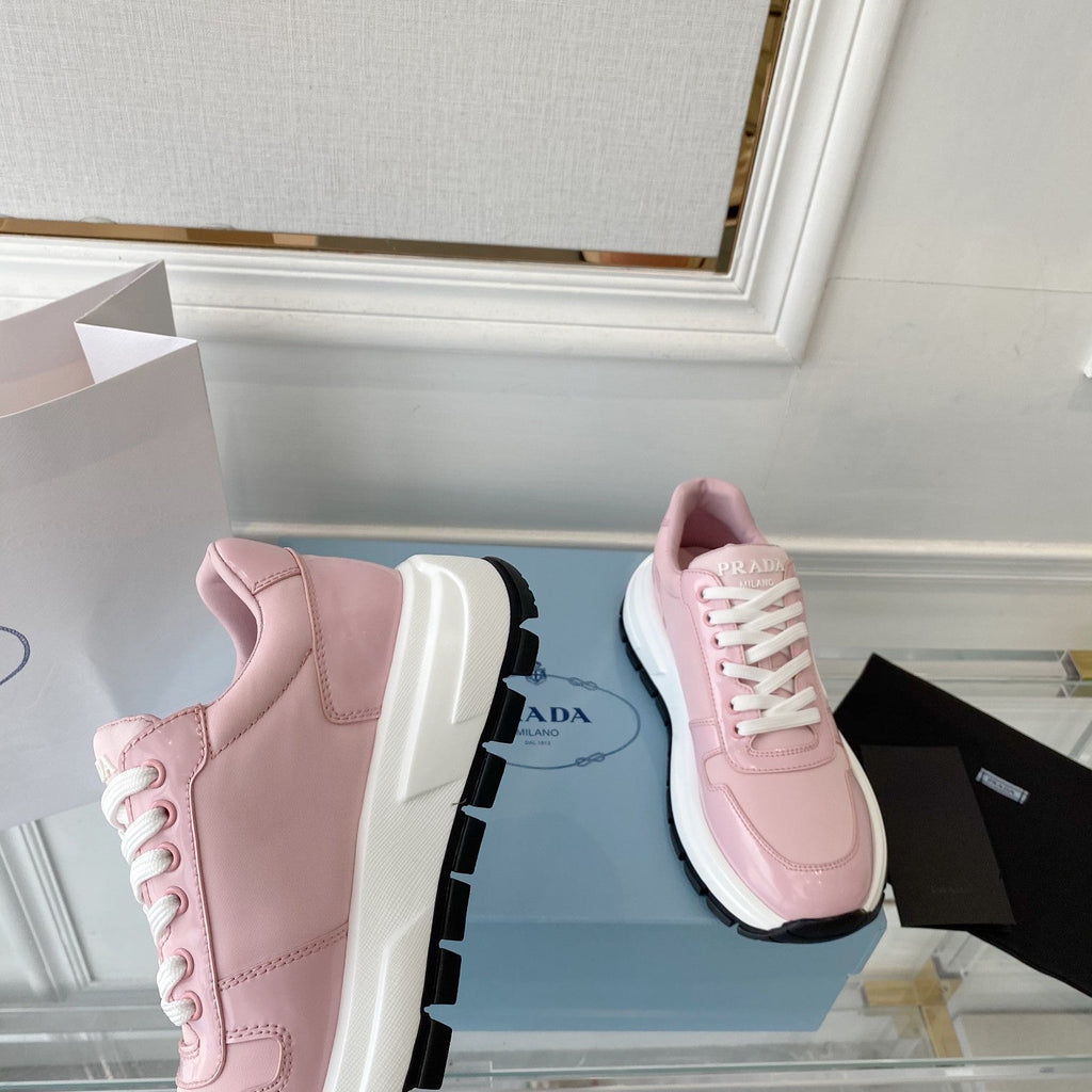 P-Sneakers
