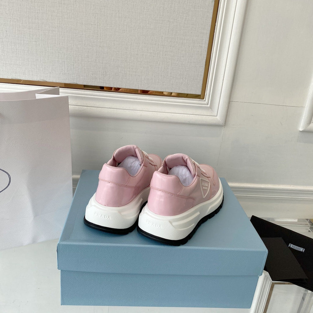 P-Sneakers