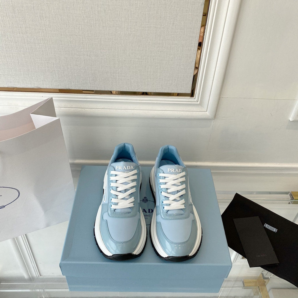 P-Sneakers