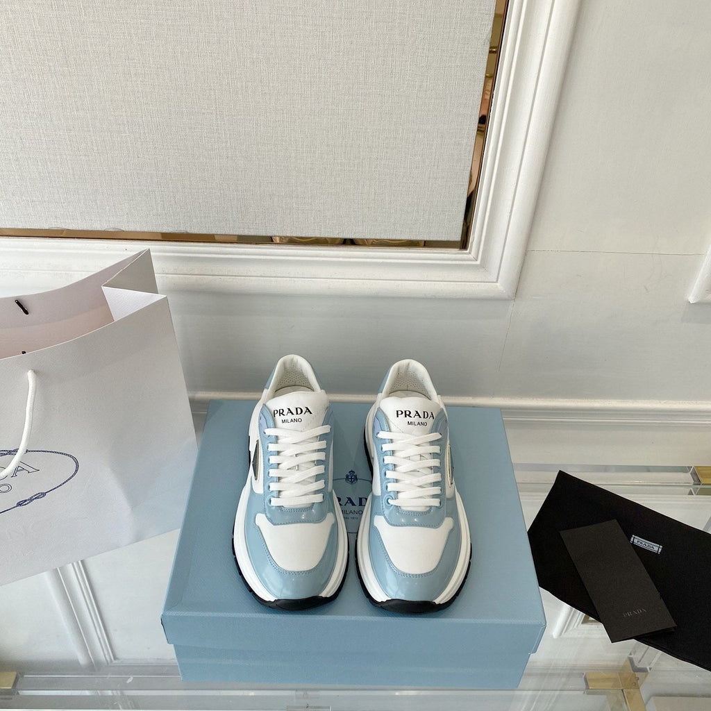 P-Sneakers