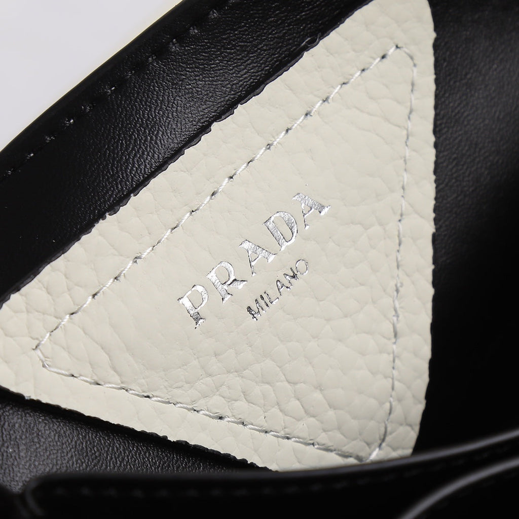 P-Shoulder Bag