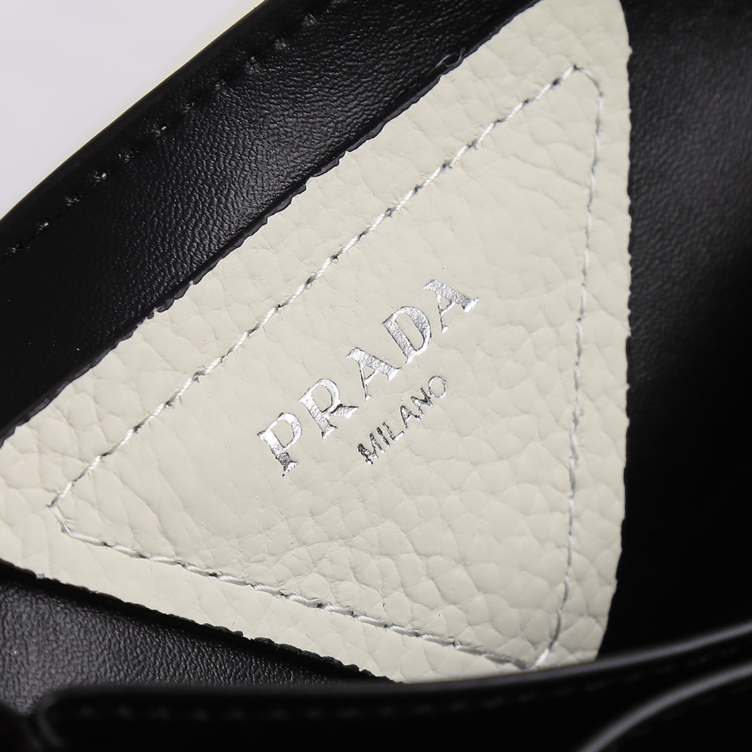 P-Shoulder Bag