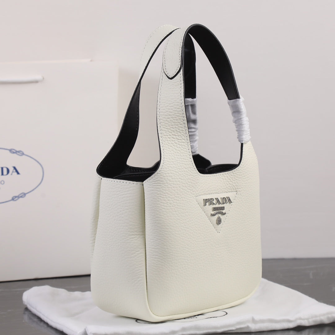 P-Shoulder Bag