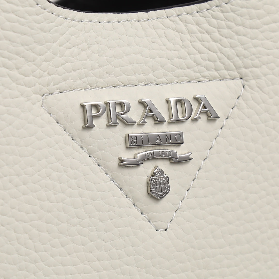 P-Shoulder Bag
