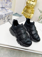 D-Sneakers