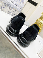 D-Sneakers