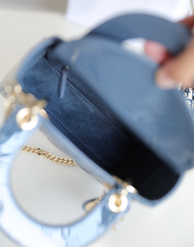 D-Lady