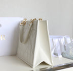 D-Book Tote