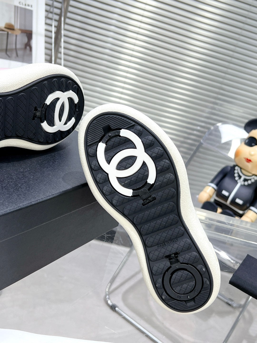 C-Sneakers