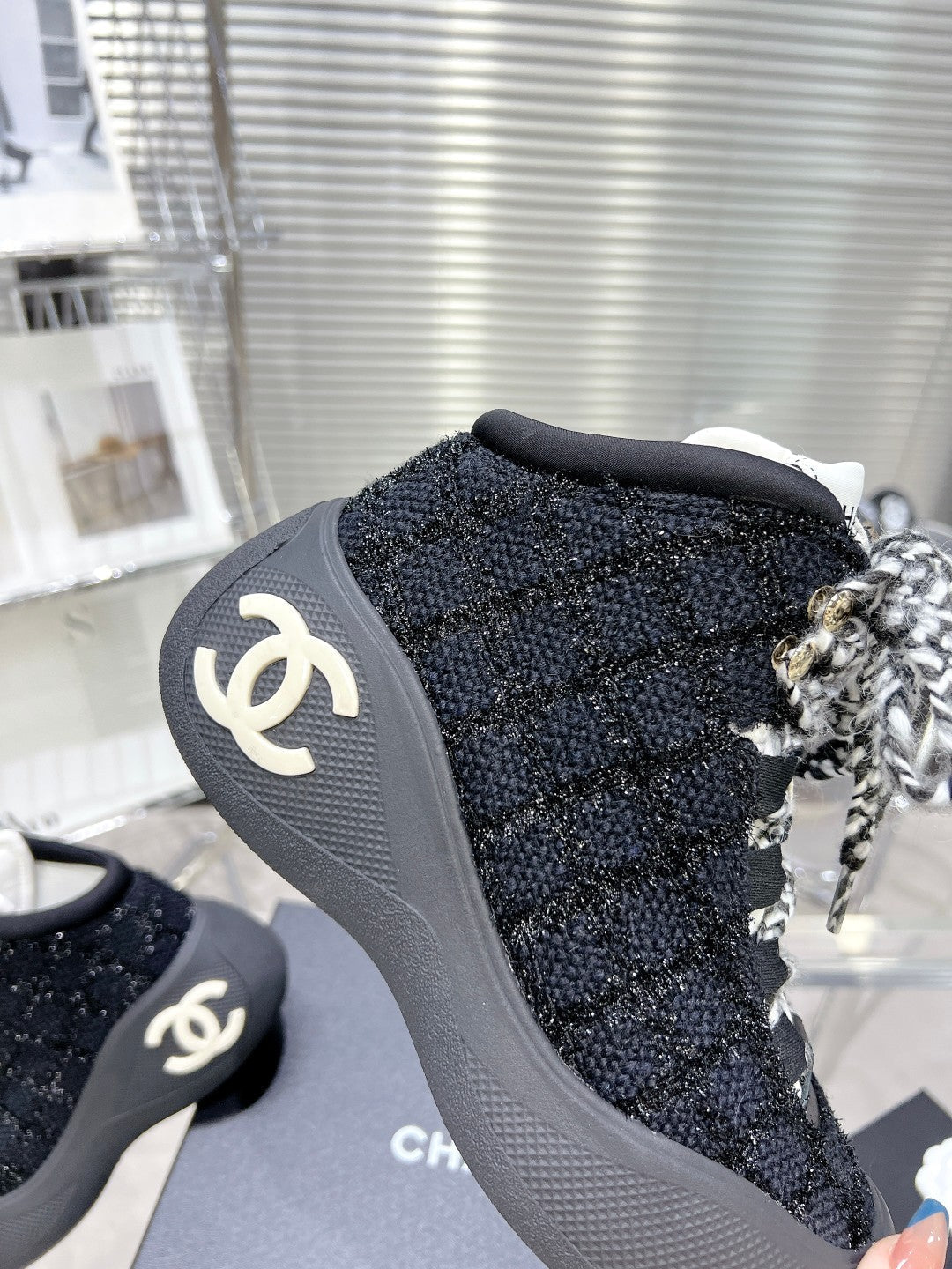 C-Sneakers