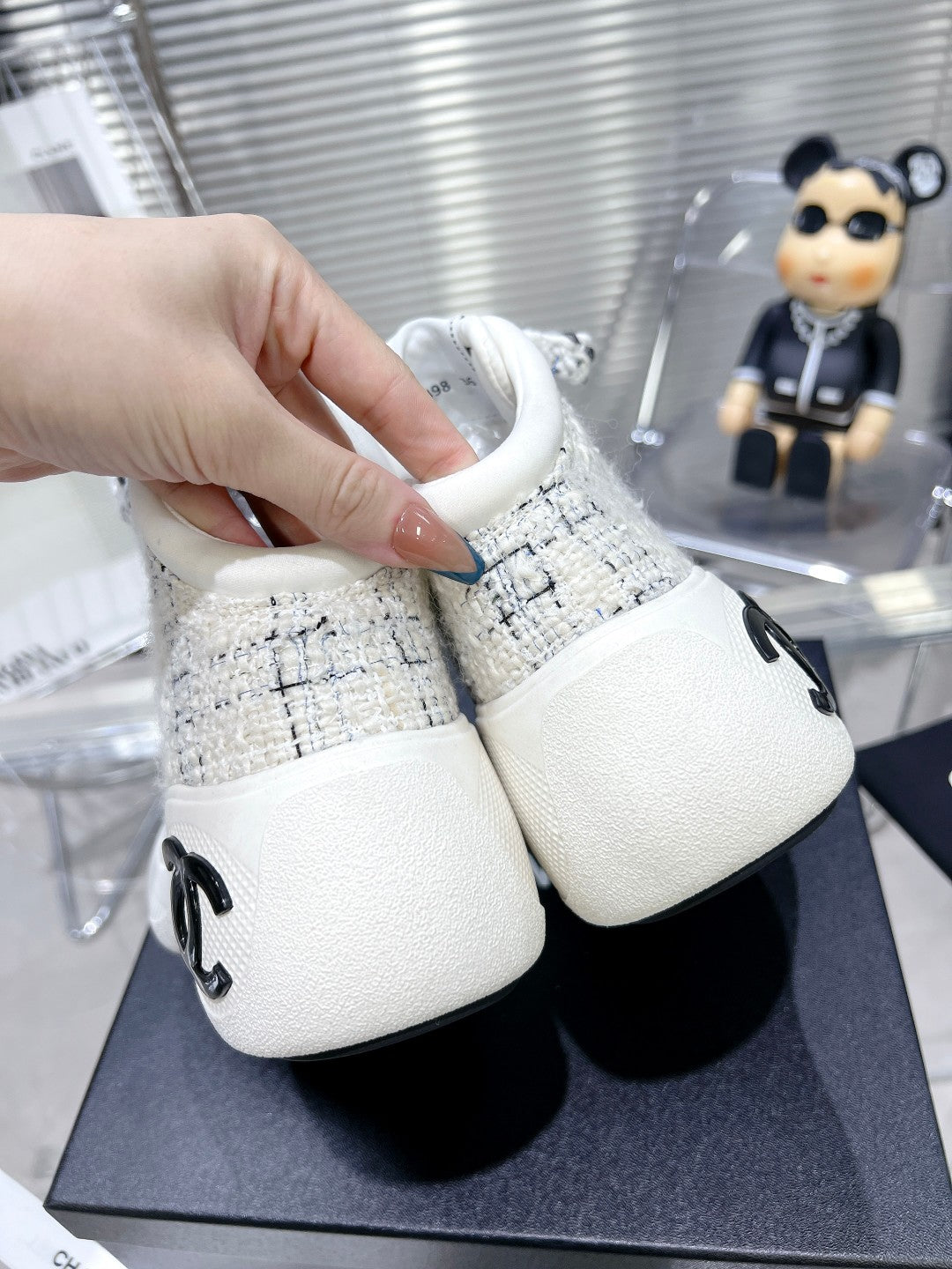 C-Sneakers