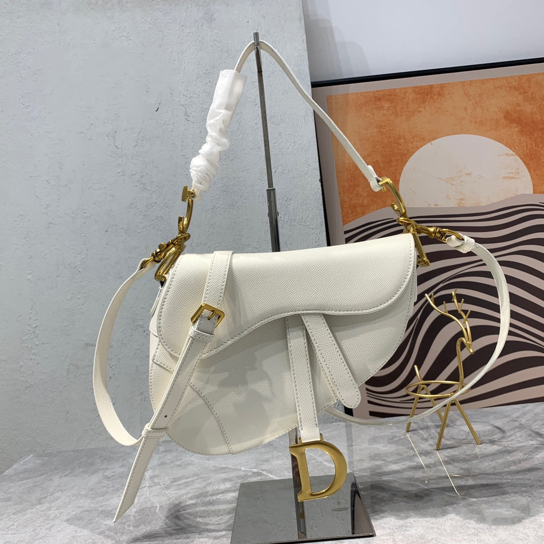 D-Saddle
