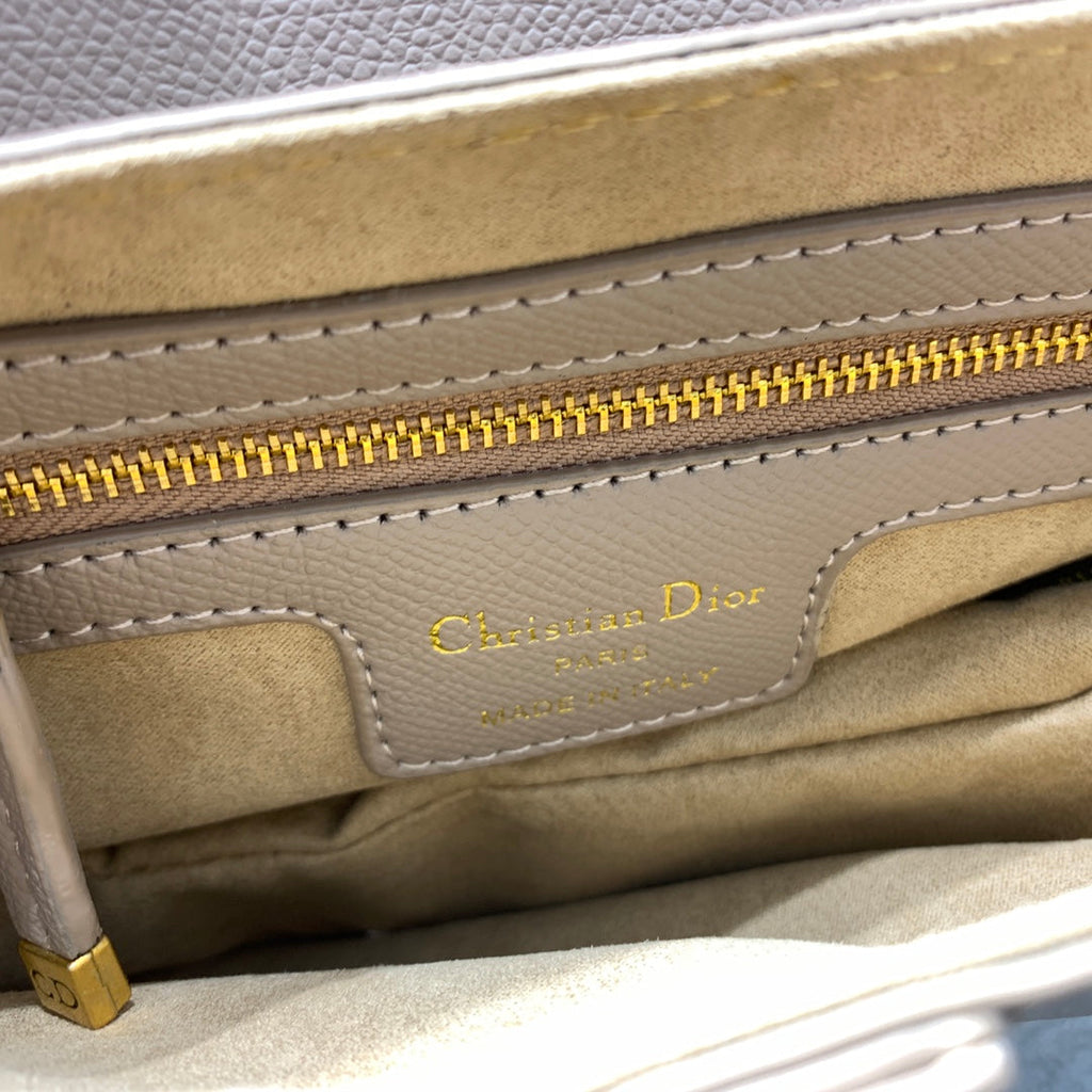D-Saddle