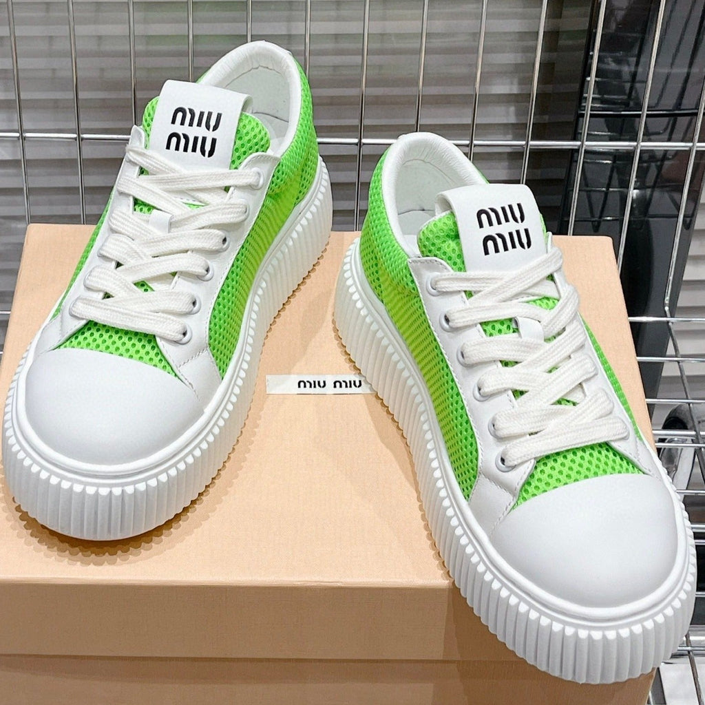 M-Sneakers
