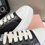 M-Sneakers