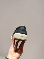 B-Sneakers