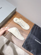 B-Sneakers