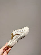 B-Sneakers