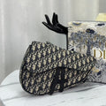 D-Saddle