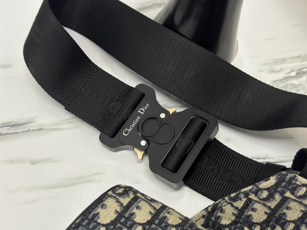 D-Saddle