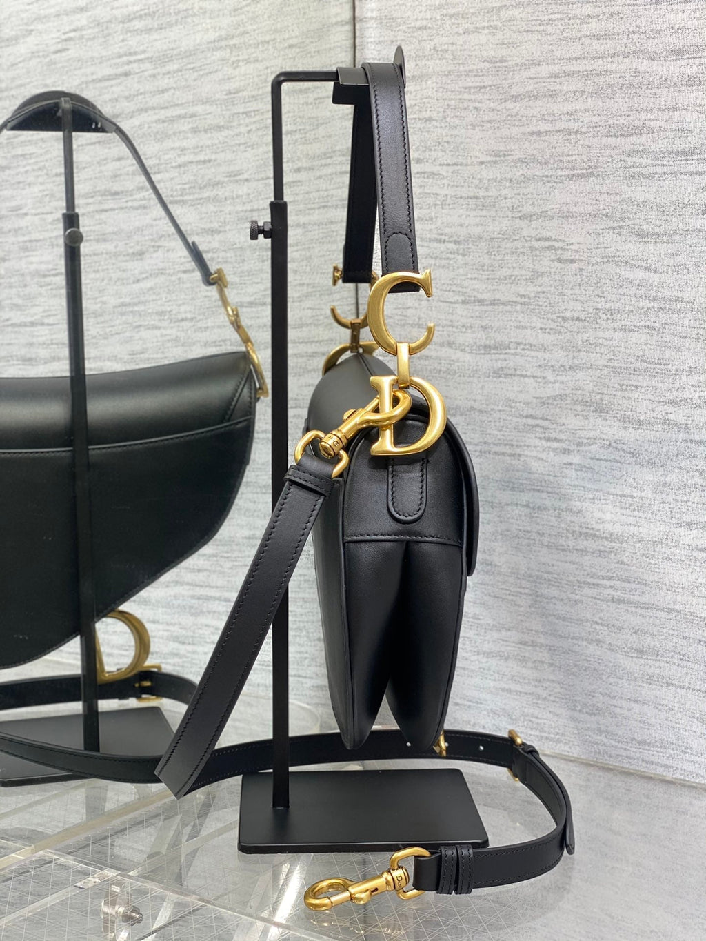 D-Saddle