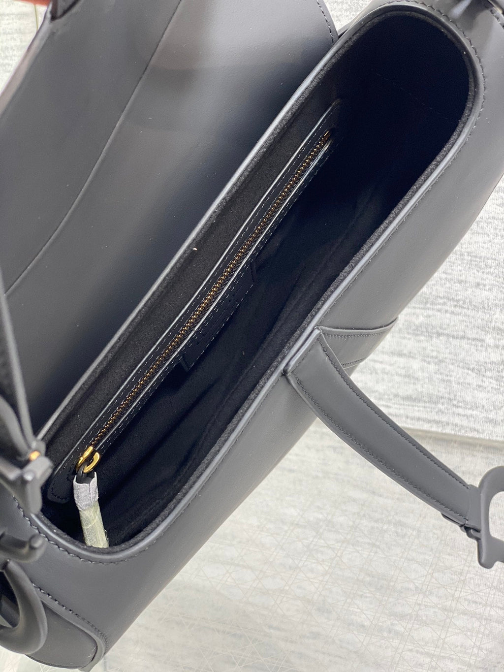 D-Saddle