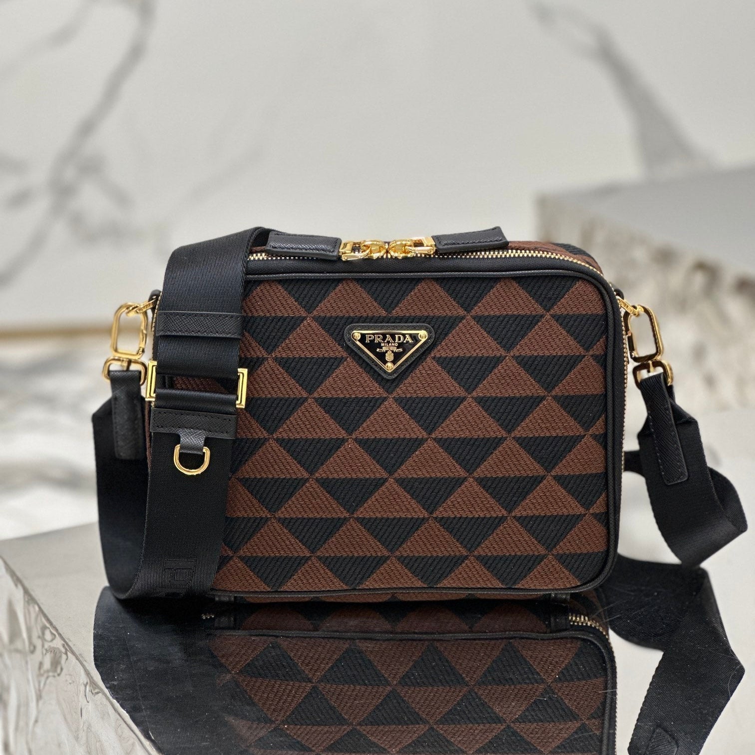 P-Shoulder Bag