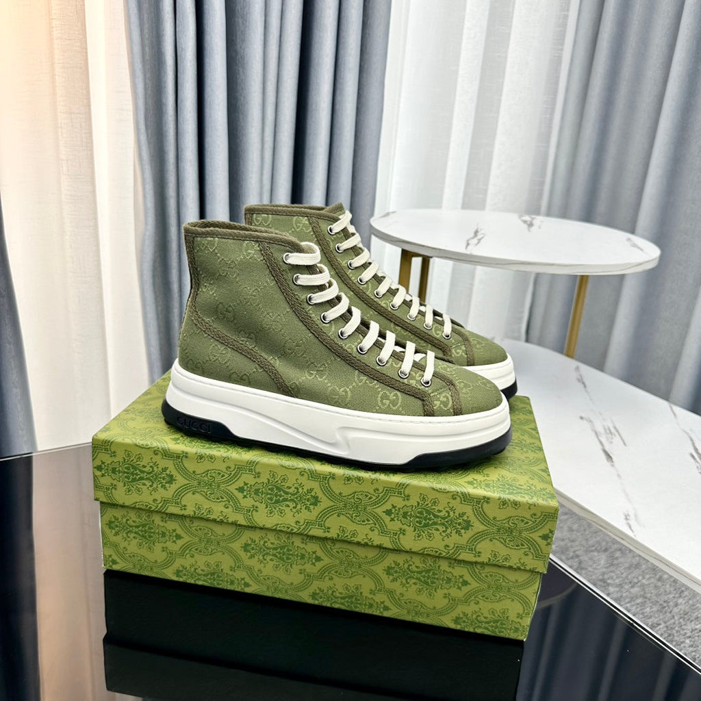 G-Sneakers