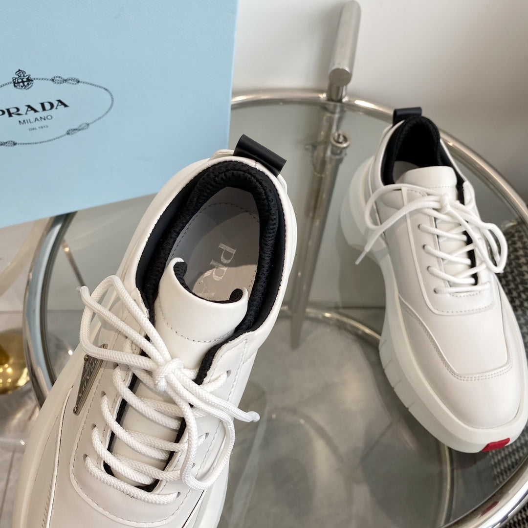 P-Sneakers