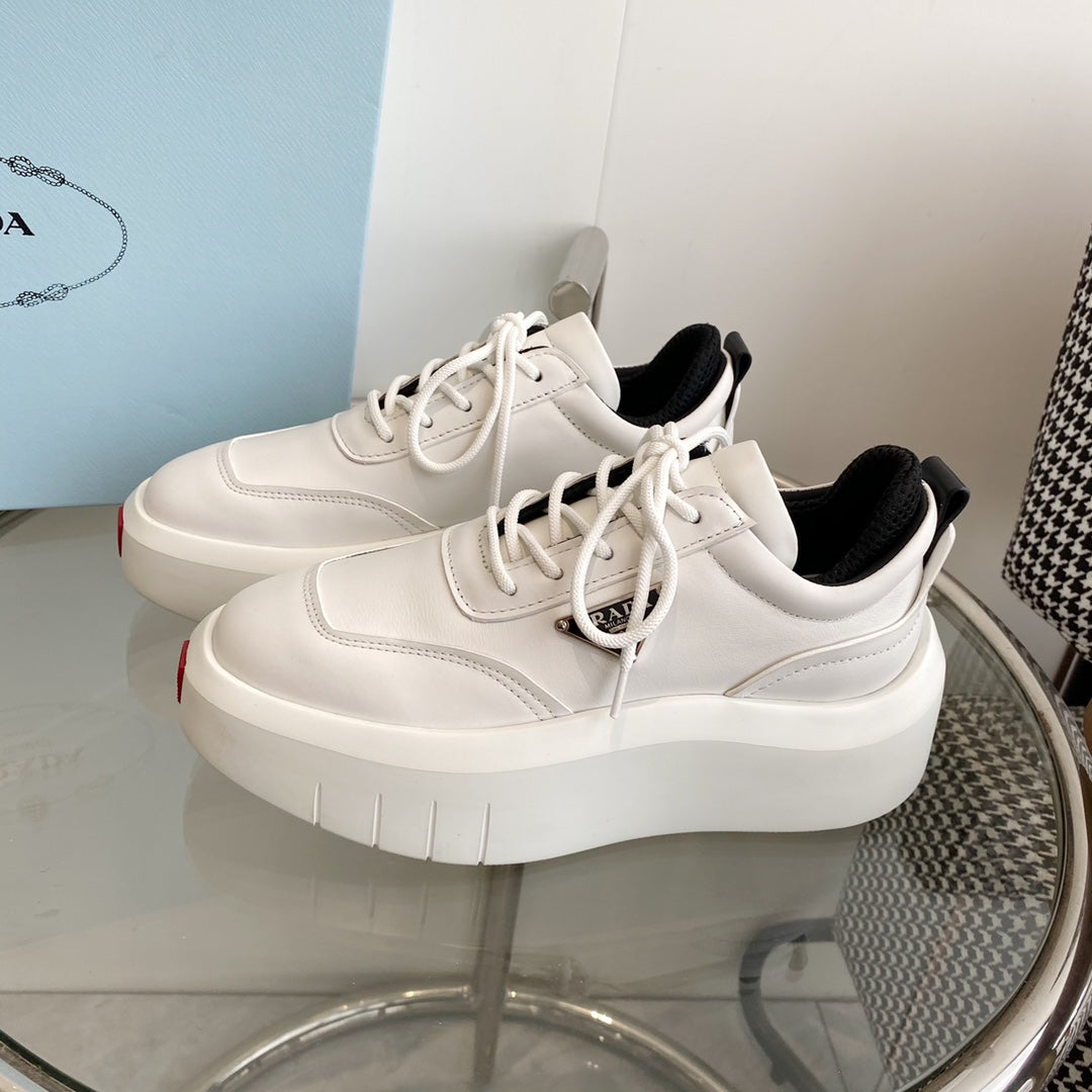 P-Sneakers