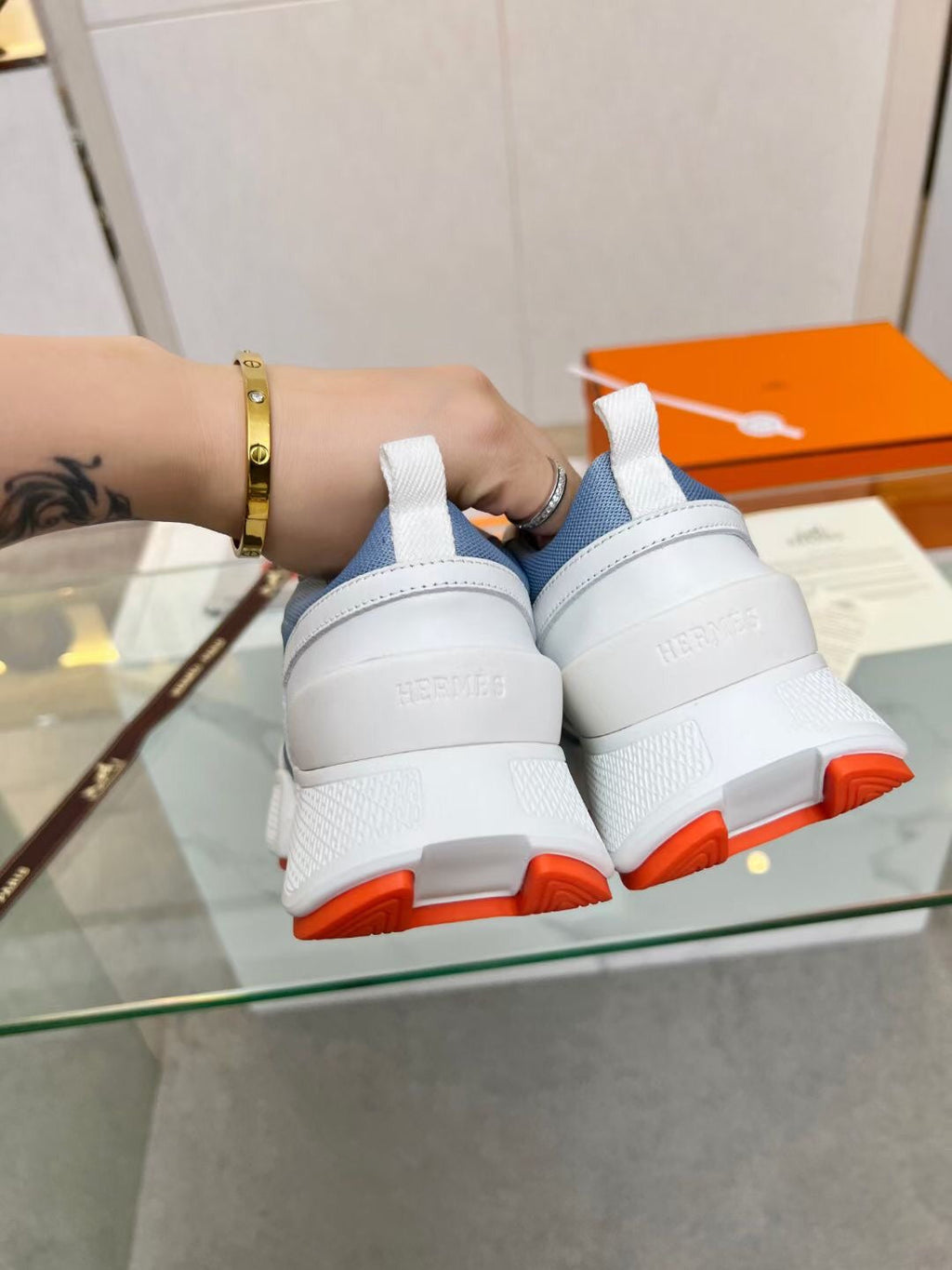 A-Sneakers