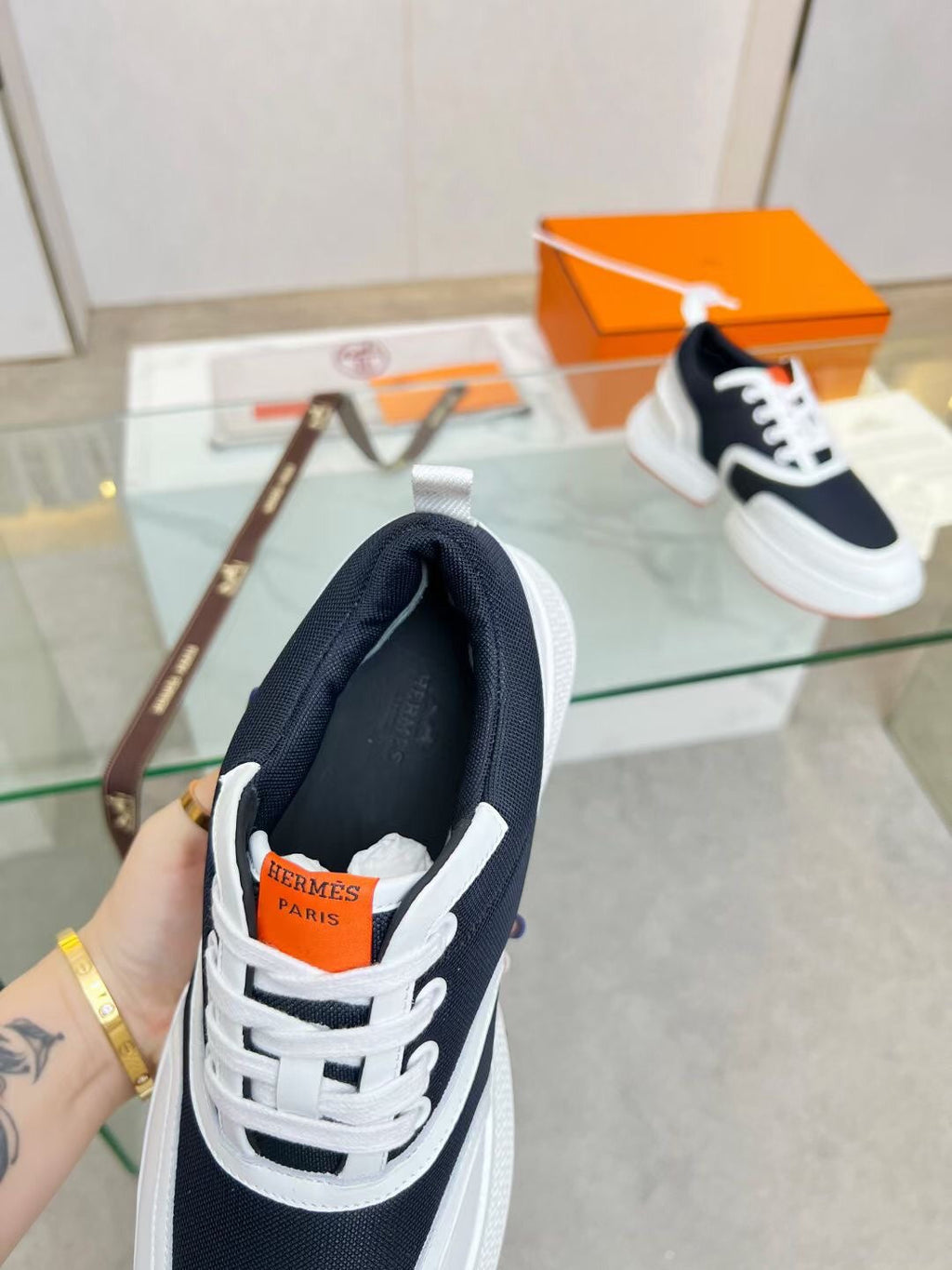 A-Sneakers