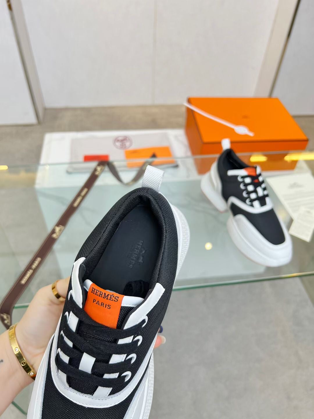 A-Sneakers